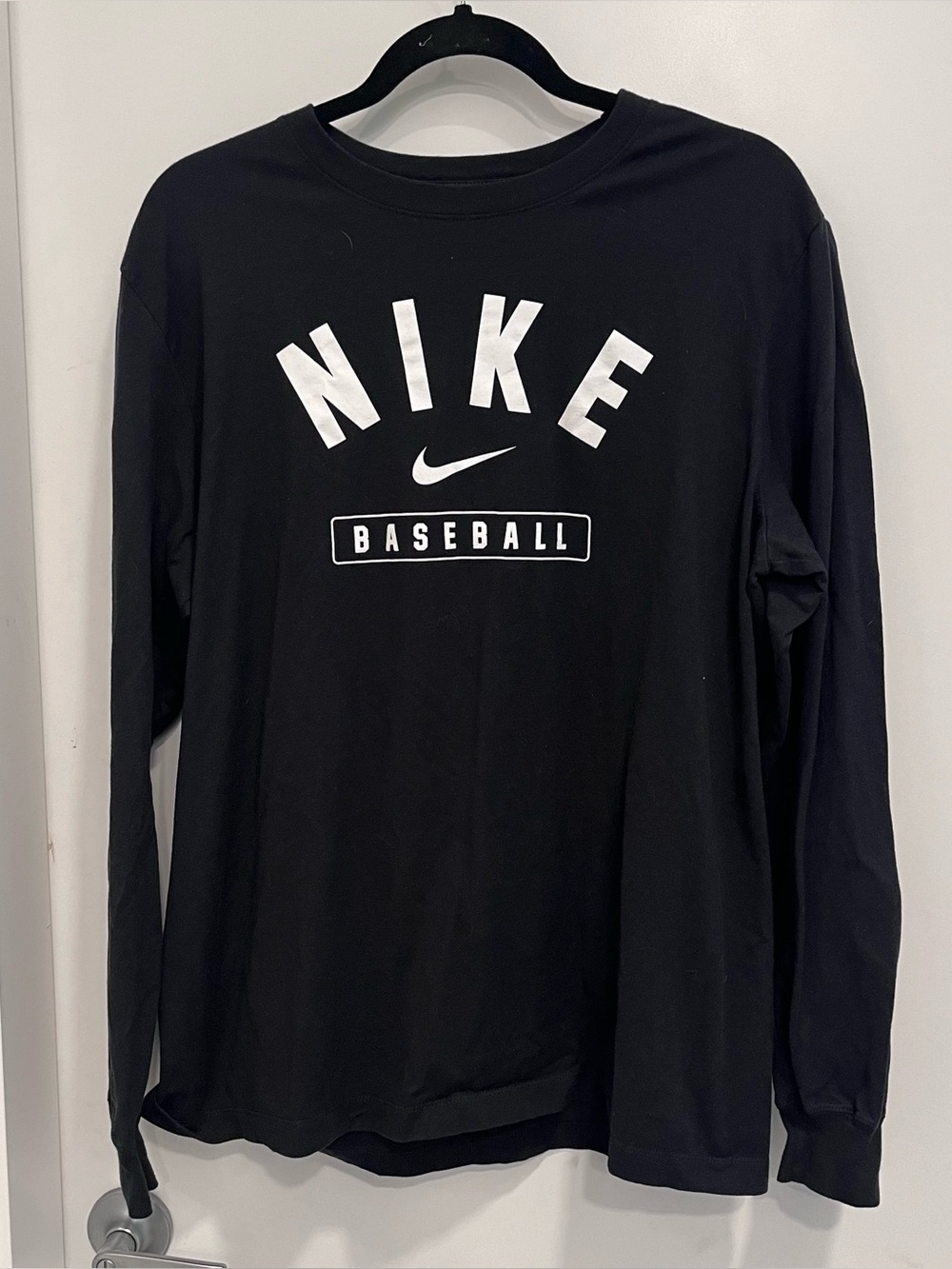 Nike Men's Black Baseball Long-Sleeve Tee Shirt Large Gym Sports